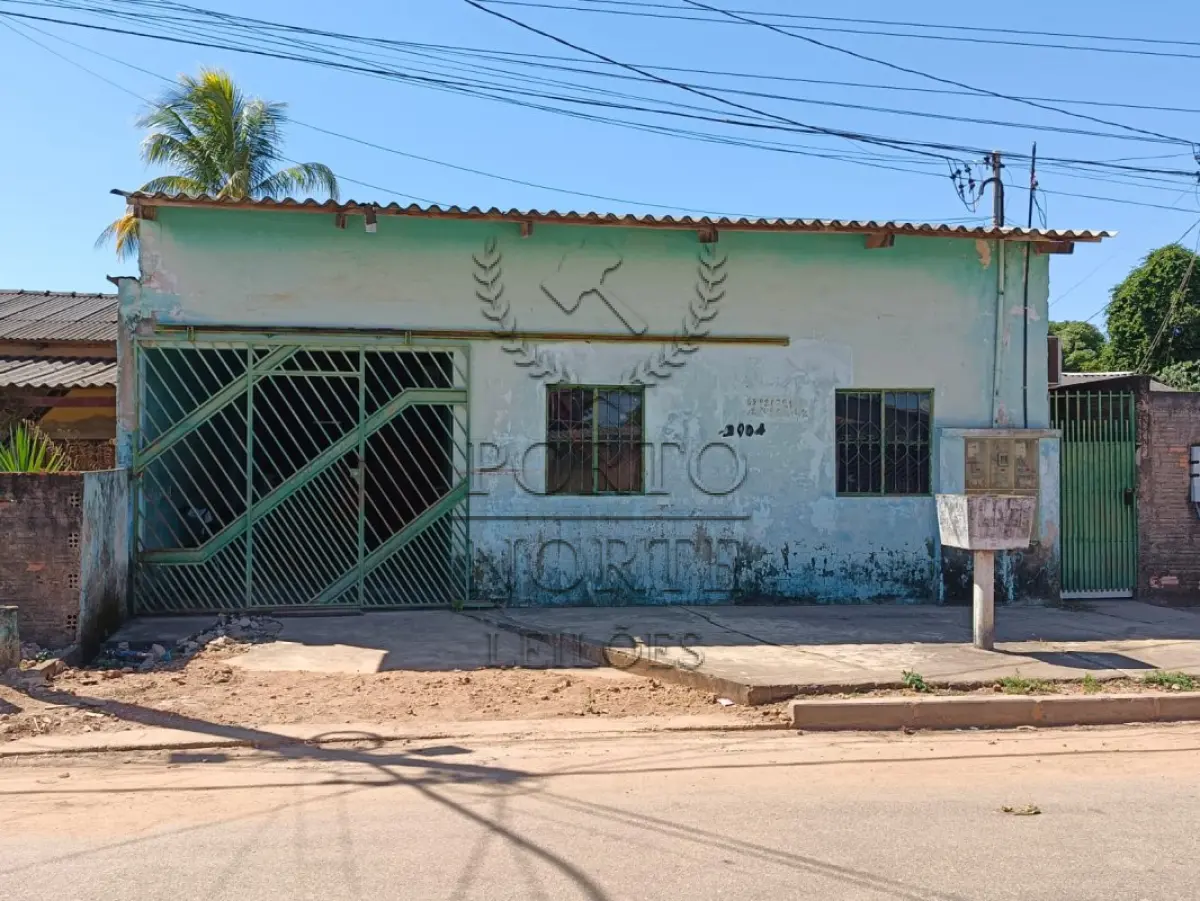 LOTE 001 - IMÓVEL URBANO